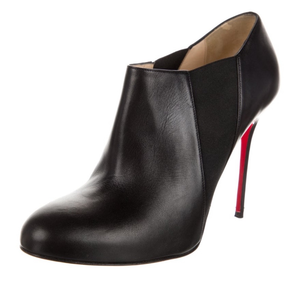 ❤️Christian Louboutin black leather ankle Chelsea boot size 39.5❤️